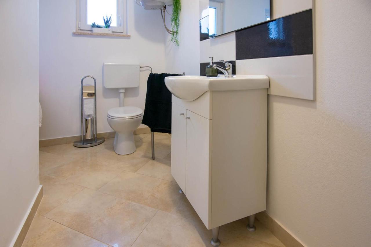 House Paola Βίλα Bibici Εξωτερικό φωτογραφία