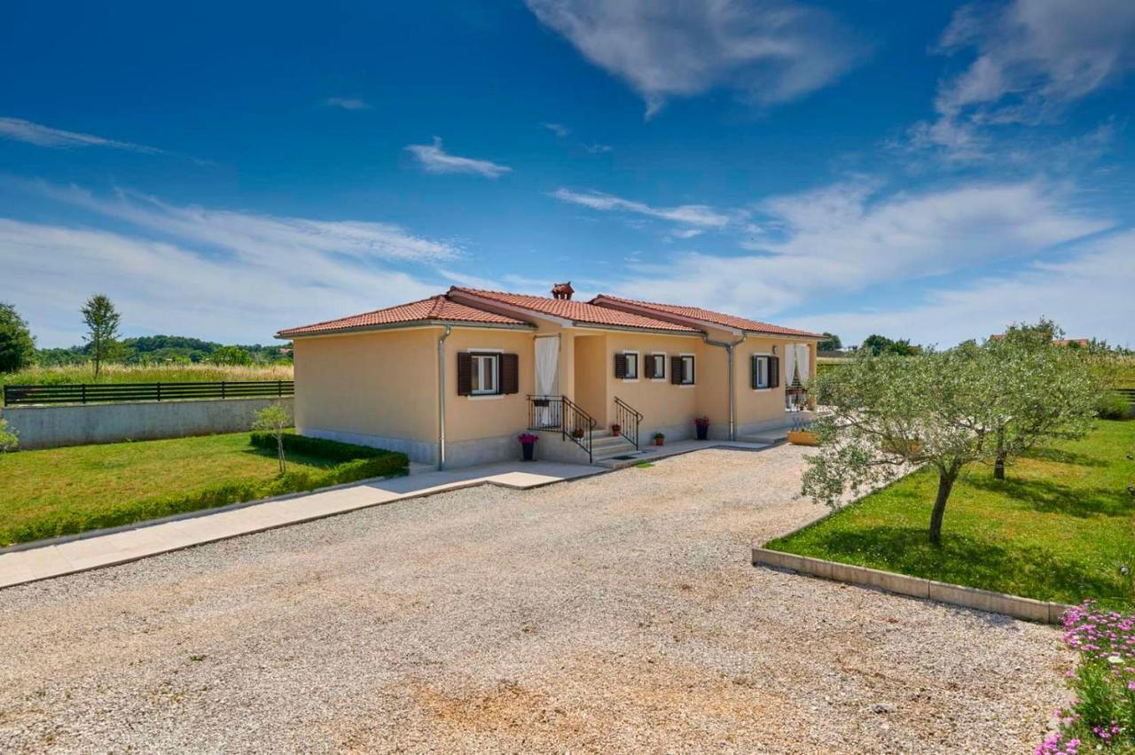 House Paola Βίλα Bibici Εξωτερικό φωτογραφία